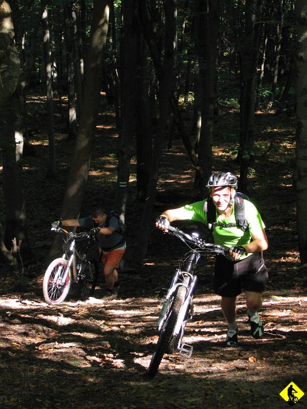 3.jpg - Z Folusza poruszamy się trasą z poprzedniej relacji, czyli na M.Wątkowską. W planach jest też druga Magura.