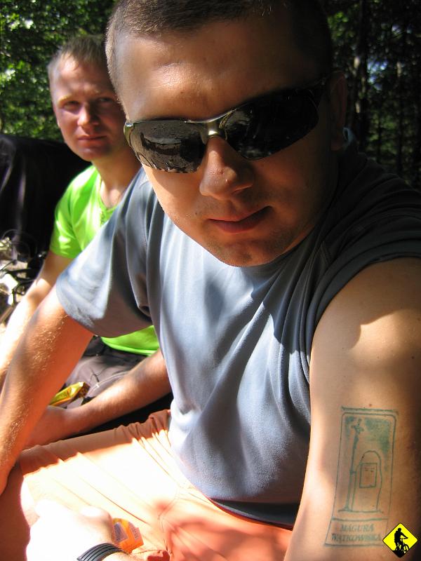 5.jpg - -Jakby to powiedzieć maleńka, odjechana dziara, nie?