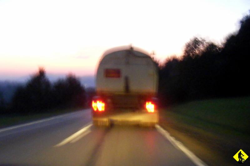 99.jpg - Powrót jak zwykle pozwala pomyśleć nad tym czy jeszcze uda się w tym roku gdzieś wyrwać… i czy starczy nam paliwa do Krakowa :) PoZdRo