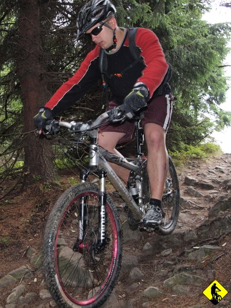 8.jpg - Ogień do Koninek, w Gorcach to chyba najlepszy zjazd ( biorąc pod uwagę stosunek technika \ szybkość ).