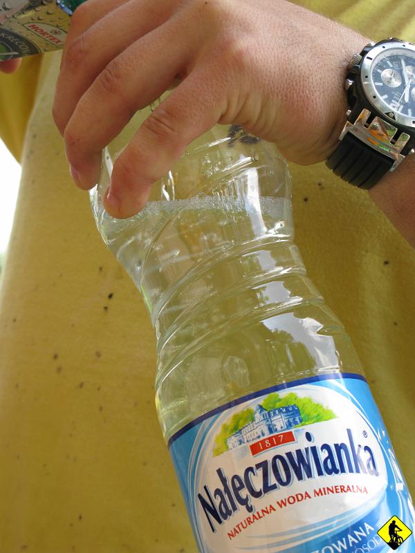 IMG_2979.jpg - Wypijamy mnóstwo wody. Jeszcze więcej pewnie wypacamy. Jednym słowem solar.