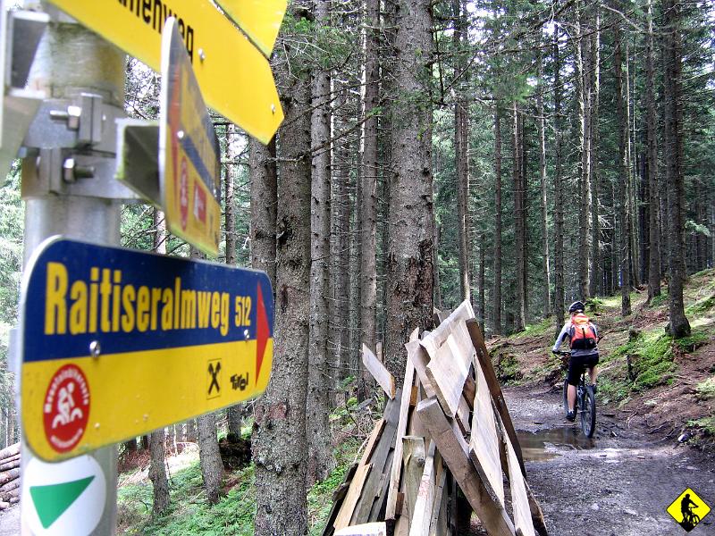 IMG_3873.jpg - Zauważyłem, że nazwy ścieżek rowerowych noszą nazwy domków-schronisk do których prowadzą.