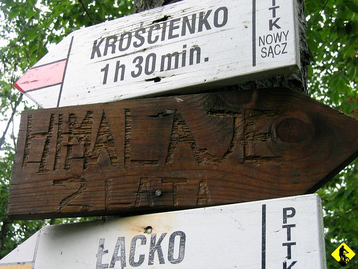 IMG_2395.jpg - Jadę niestety sam. Nikogo nie udało mi się namówić, a pisałem do wielu osób. Szkoda, bo samemu to w ostateczności się w teren wypuszczam z wielu powodów, ale nie chce mi się o nich pisać. Do dzwonkówki niefajnie (pchanie jazda pchanie jazda). Nuda i Himalaje w perspektywie.