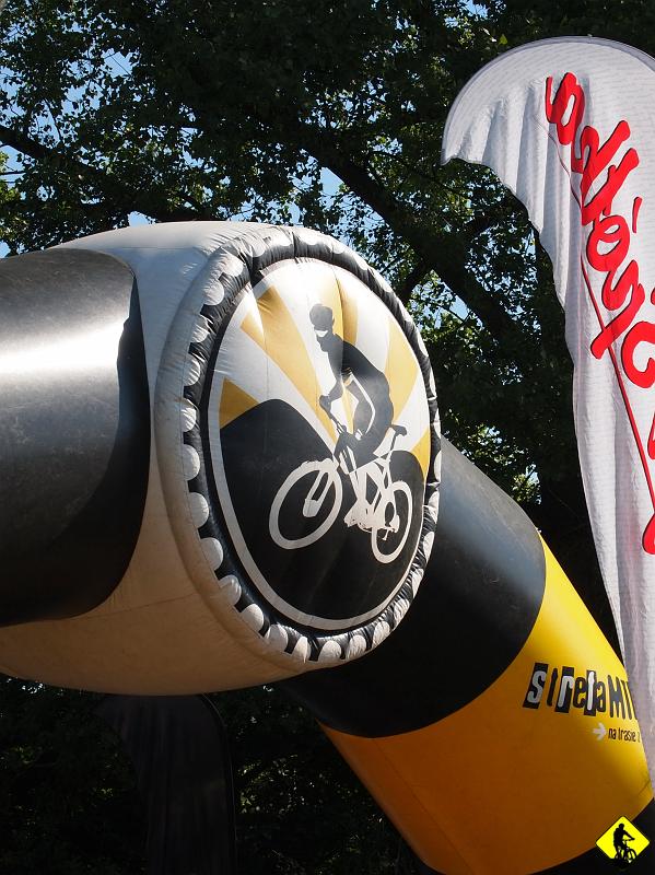 13.jpg - Tak czy inaczej, pogoda WYBORNA (w Krk cały dzień padał deszcz!), impreza udana. Wracamy do domu! PoZdRo!