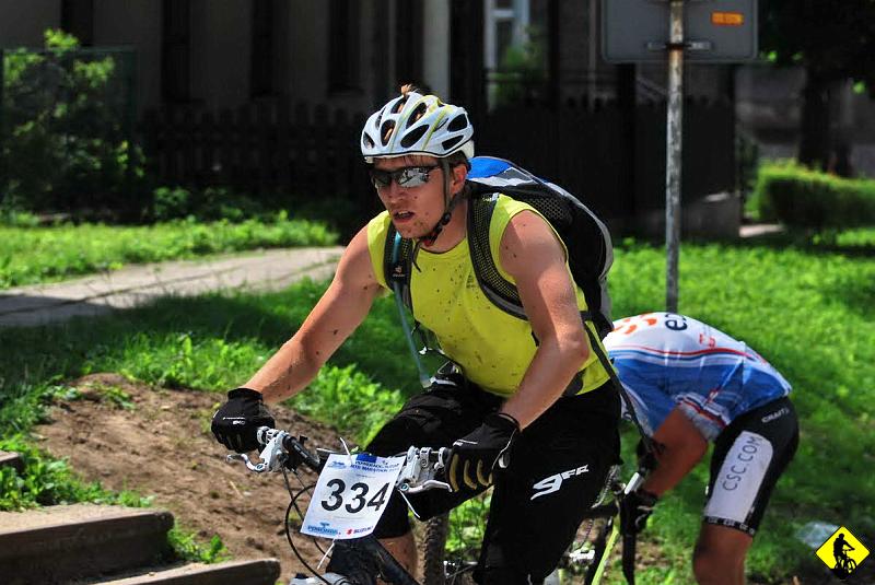 6.jpg - Po ok. 25km udaje mi się dojechać do Piotrka (do dzisiaj nie wiem jakim cudem, bo na początku odjechał mi dość szybko) i chwile jedziemy razem.