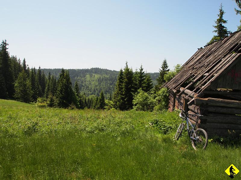 4.JPG - Gdyby nie kulejąca infrastruktura drogowa i kolejowa, to wydaje mi się, że turystyka kwalifikowana w Polsce byłaby głównym źródłem pomnażania zdrowia :) Ale człowieku, jak pociąg z Krakowa do Nowego Targu jedzie 2 godziny i 54 minuty! To o czym my rozmawiamy :)