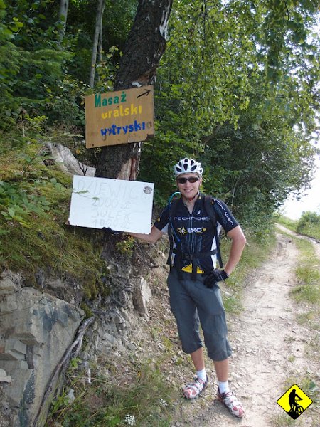 14.JPG - ...chyba że Tego uradowała ta oto tablica ;) <br> Michał: Dla niedowidzących "Dziewica 2000zł Julek 1000zł".