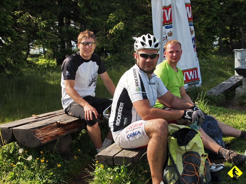 9d.JPG - Skrzyczne -chwila przerwy i przed nami już tylko zjazd przez Skalite do Buczkowic.