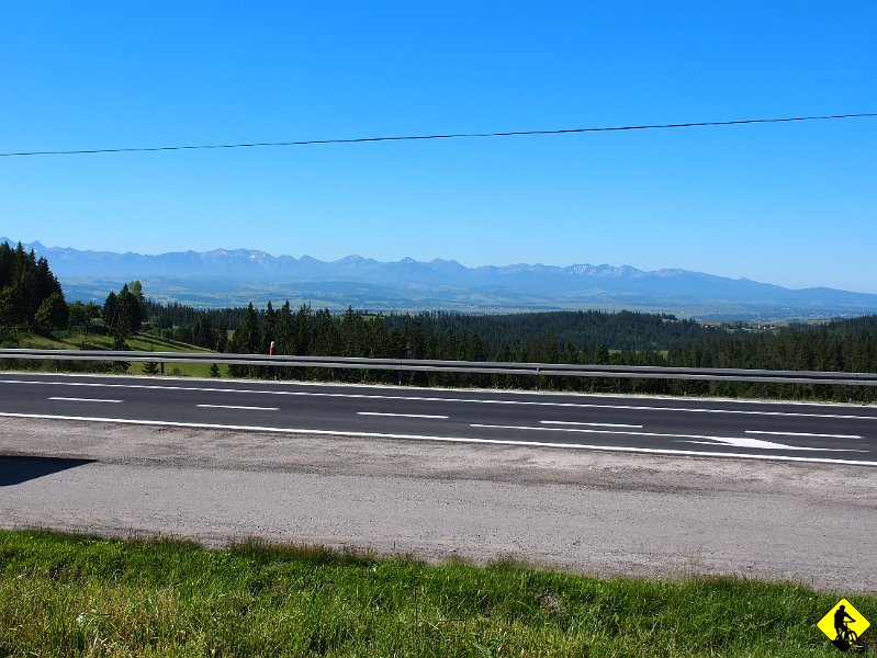 P6178333.jpg - Trasa nr 7 – Zakopianka – Obidowa. Szlak na Stare Wierchy koloru niebieskiego.
