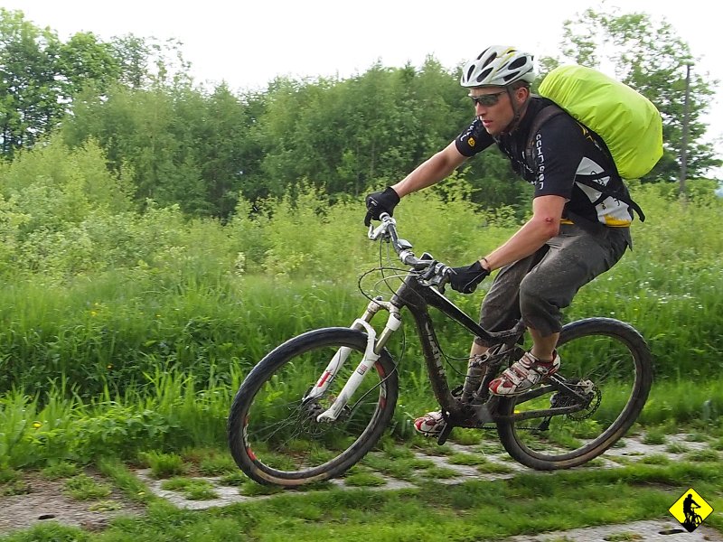 8.jpg - Zjazd do Suchej na mokro, co nigdy nie należało do miłych momentów rowerowania :)