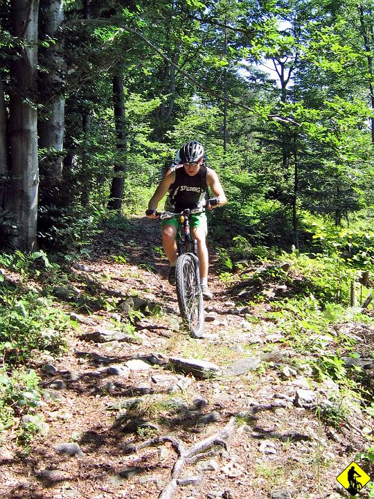 IMG_1896.jpg - I kolejny ciekawy element okolic Żurawnicy- kozie skały.